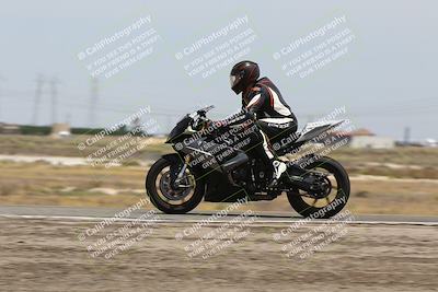 media/May-26-2025-Lets Ride (Mon) [[3bf1de1d65]]/B Group/1220pm (Wheelie Bump)/